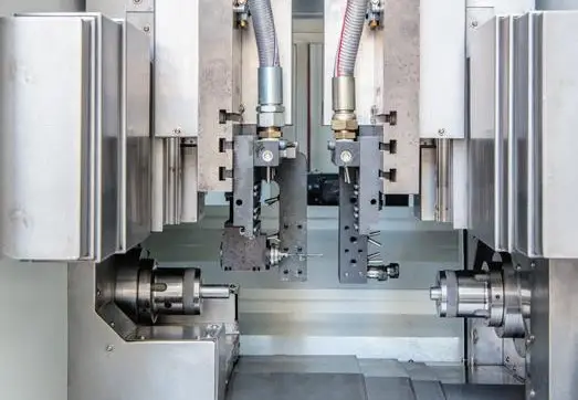 双主轴加工系统